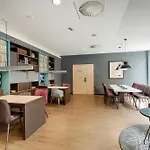 Premier Centre 3*